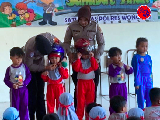 Polres Wonogiri Sambangi TK Sosialisasikan Tertib Berlalu Lintas