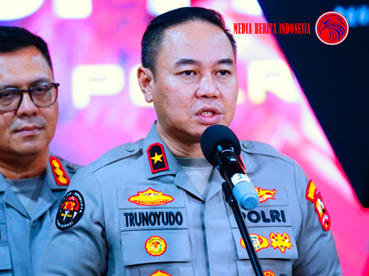 Densus 88 AT Polri Tangkap Tiga Terduga Teroris Anshor Daulah Jateng