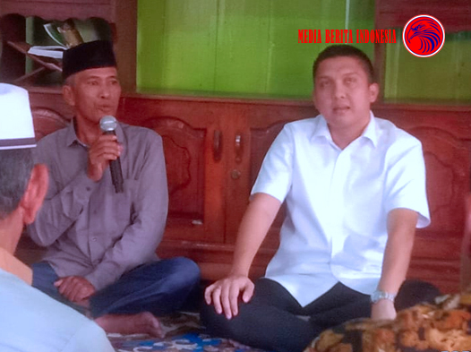 Menjelang pilkada 27 Nopember 2024 Paca Wijaya Akbar bertemu Mantan Kepala Desa dan Calon Kepala Desa di Kecamatan Rambang Kuang