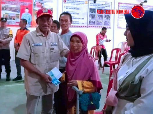 Pemdes Pekon Sebarus Salurkan BLT-DD Tahap Empat Tahun 2024