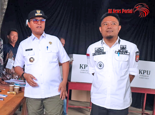Pj Bupati Nukman Bersama Rombongan Meninjau TPS di Delapan Kecamatan