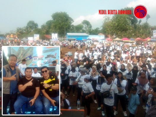 Ribuan Orang Padati Lapangan Bondalem Kecamatan Slogohimo dalam Acara Ngopeni Sehat Nglakoni Senam dan Jalan Sehat Bersama
