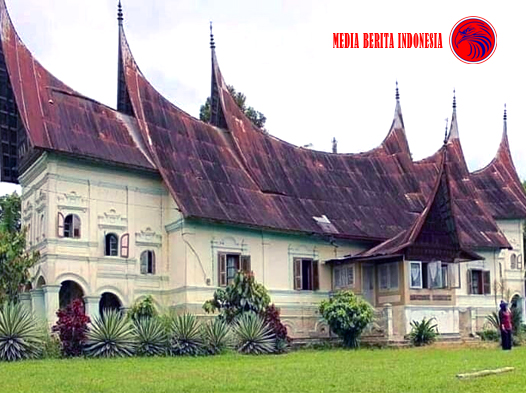 rumah gadang