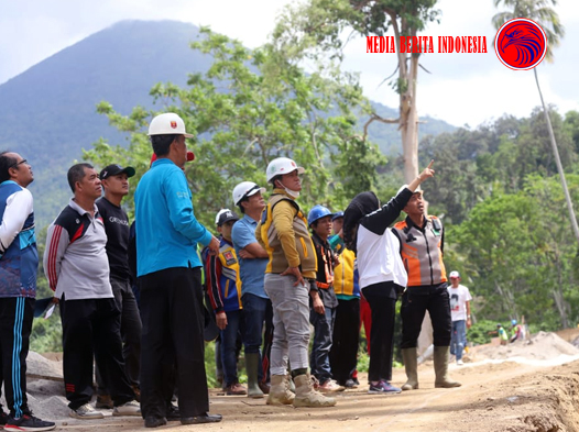 Peninjauan Pembangunan Pasar Tematik