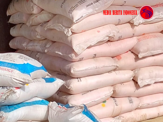 Salah Satu Kios Pengecer Pupuk Subsidi di Desa Somi Kecamatan Gido