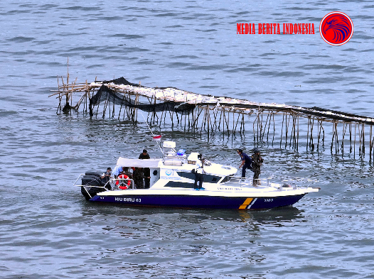 KKP Tunda Pencabutan Pagar Laut di Tangerang