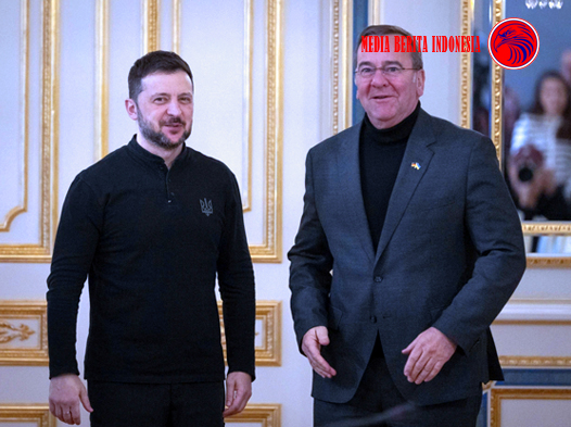 Macron Membahas Pengerahan Pasukan Barat di Ukraina Sebelum Kunjungan Kepala Pertahanan Jerman