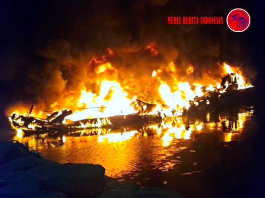 Kebakaran Kapal di Ancol