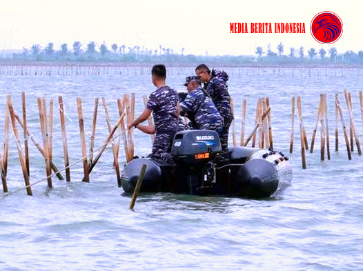 Kini TNI Sudah Membongkar 20 Km Pagar Laut Tangerang