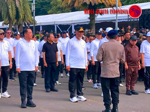Menjelang Pelantikan di Istana Merdeka Ratusan Kepala Daerah Gladi di Monas