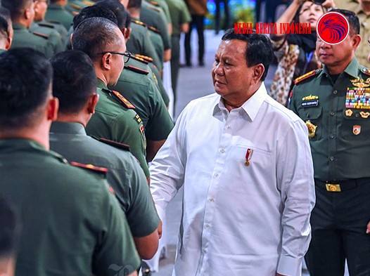 Presiden Prabowo Memberi Pengarahan kepada Para Dansat TNI