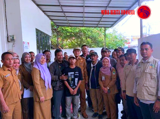 Pulangkan Para Pekerja Asal Karawang di Bantu Oleh Disnakertrans Kotim