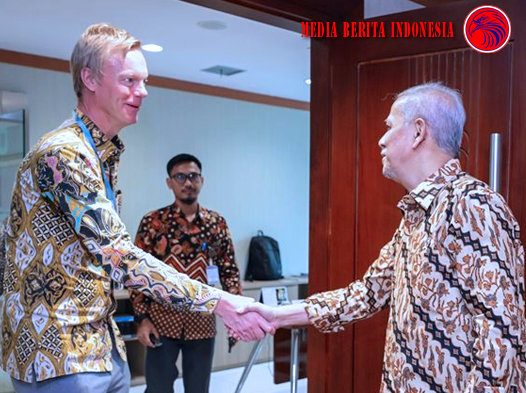 Anggito Menerima Kunjungan Wakil IMF untuk Indonesia dan Filipina
