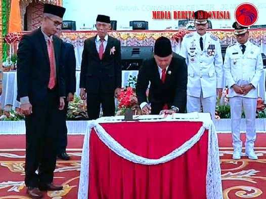 DPRD Pessel Gelar Rapat Paripurna Serah terima Jabatan