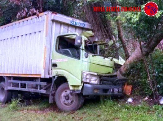Diduga Sopir Mengantuk