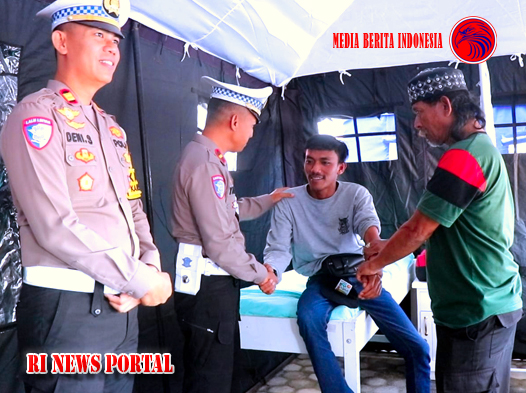 Polres Lampung Barat Berikan Pelayanan Bagi Para Pemudik Berupa Bengkel Hingga Pijat Gratis