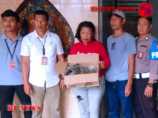 Seorang Ibu Rumah Tangga Tujuan Timika itangkap di Bandara Sentani Membawa 141 Paket Ganja