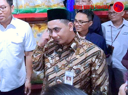 Wamentan Tinjau Operasi Pasar di Kantor Pos KCU Semarang