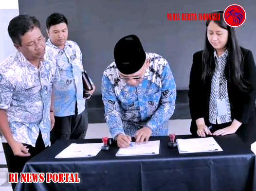 Bupati Simalungun Bersama Rektor UNEFA Tandatangani MoU Tentang Tri Dharma Perguruan Tinggi