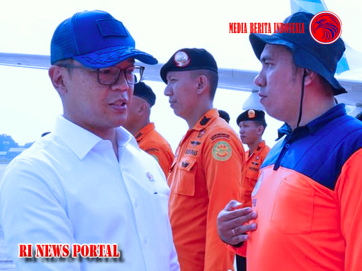 Menlu Sugiono Melepas Kirim Bantuan Baznas untuk Myanmar