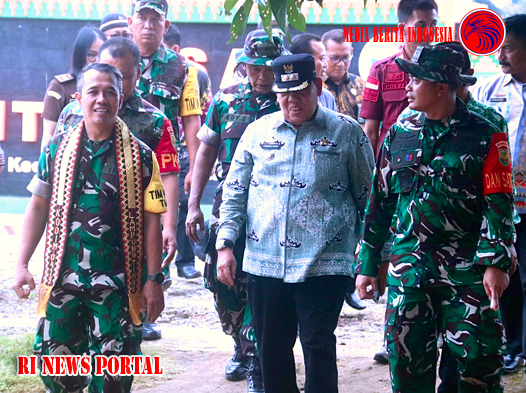 Strategi Kemanunggalan TNI dan Rakyat dalam Pembangunan Daerah