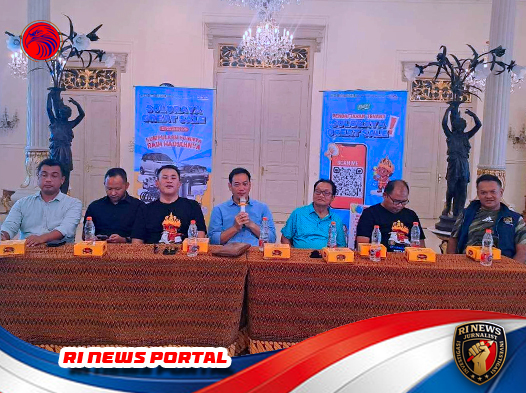 Kirab Troli UMKM sebagai Simbol Aksi Nyata Aglomerasi Ekonomi Solo Raya