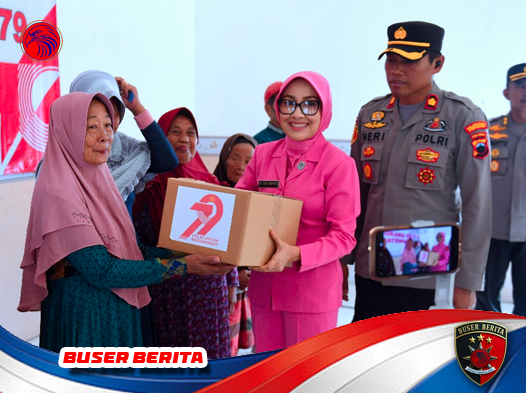 Polri Pererat Kedekatan dengan Warga Pesisir Jelang Hari Bhayangkara ke-79
