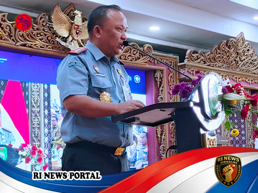 Desentralisasi Keadilan