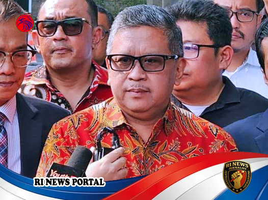 Hasto Kristiyanto Bacakan Duplik 48 Halaman