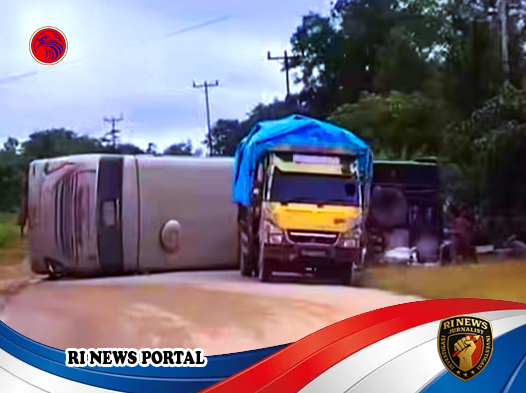 Insiden Tunggal Bus TSM di Kalbar