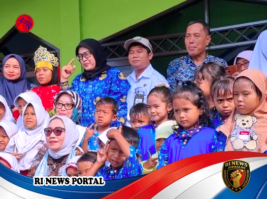 Menteri PPPA Apresiasi Ketangguhan Anak dan Orang Tua di Kampung Pemulung Ciketing Udik