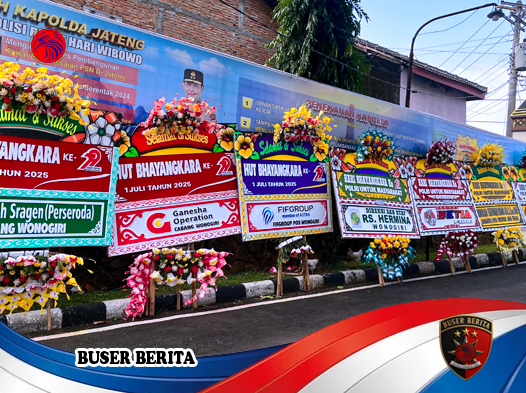 Ratusan Karangan Bunga HUT Bhayangkara ke-79 Memadati Halaman Polres Wonogiri