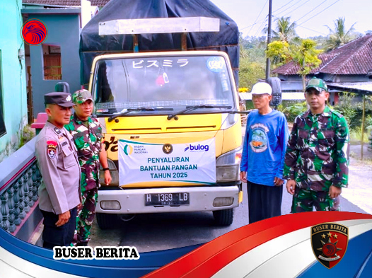 Sinergi TNI-Polri Kawal Distribusi Bantuan Pangan CPP di Jatiroto