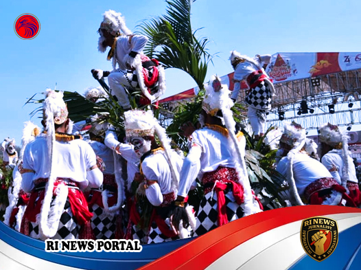 Festival Reog dan Kethek Ogleng