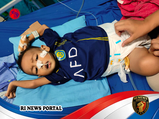 Anak Penarik Becak di Padangsidimpuan Berjuang Melawan Neuroblastoma di RSUP Adam Malik
