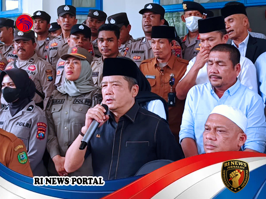Mahasiswa dan Pedagang Madina Bersatu