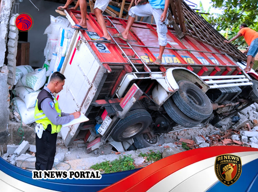 Pejalan Kaki Lansia Tewas Tertabrak Truk