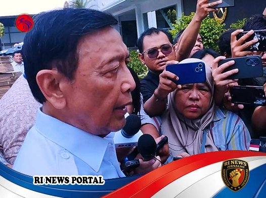 Pertemuan Strategis di Istana