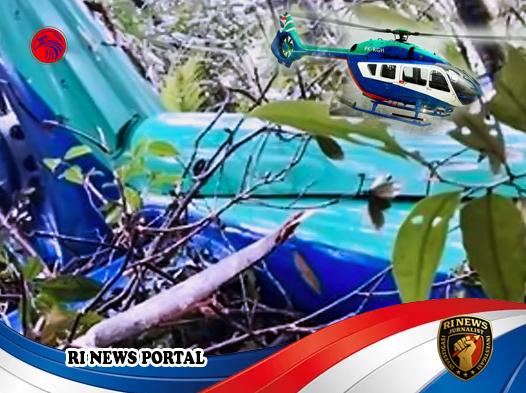 Tim Basarnas Berjuang Evakuasi Korban Jatuhnya Helikopter di Pegunungan Mantewe