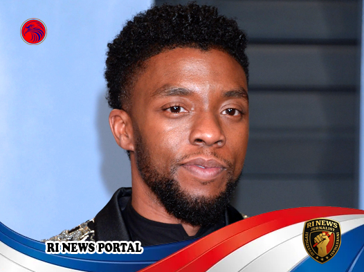 Chadwick Boseman Dianugerahi Bintang Hollywood Walk of Fame Secara Anumerta