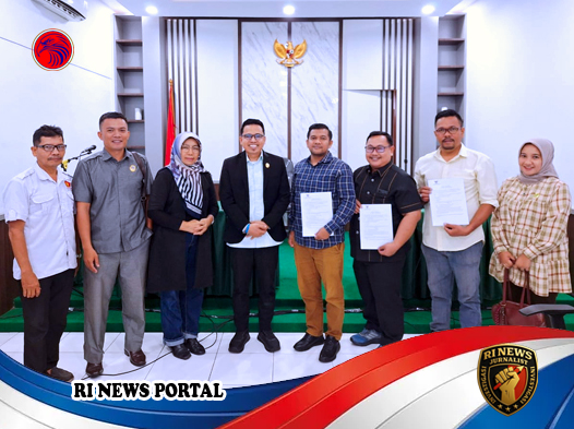 Penyelesaian Damai Sengketa Keterbukaan Informasi di Padang