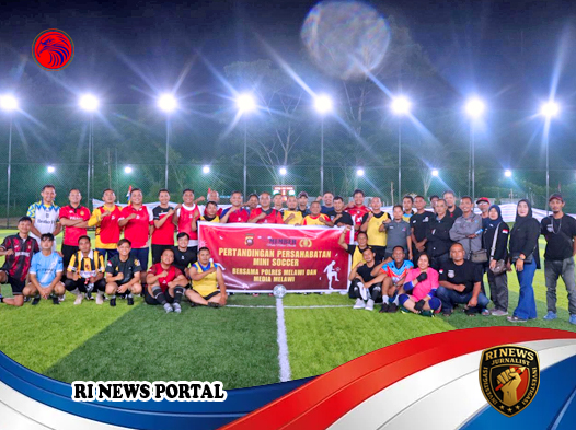 Silaturahmi di Lapangan Hijau