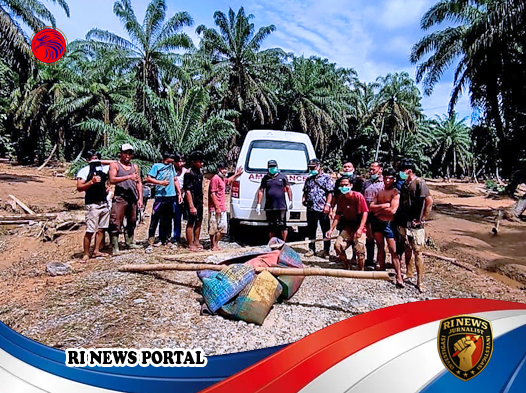 Tiga Mayat Laki-Laki Ditemukan Hanyut di Sungai Garoga Akibat Banjir Bandang