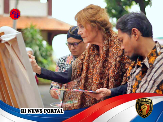 UIN Walisongo Semarang Gelar Forum dan Pameran Internasional Indonesian Interfaith Scholarship 2025