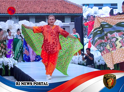 Fashion Show Batik di Lapas Perempuan Semarang Rayakan Hari Ibu ke-97