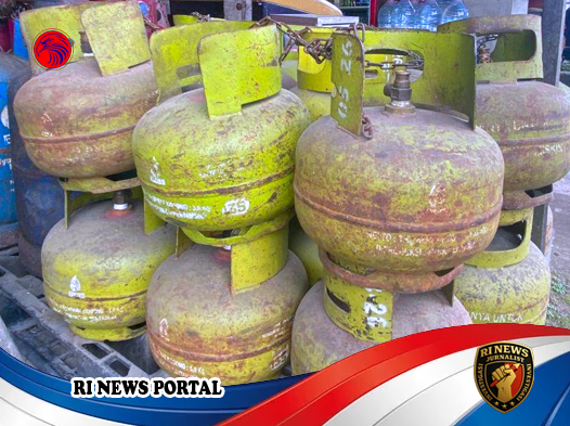 Harga Membubung Distribusi Dipertanyakan