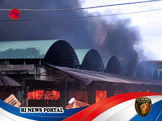Kebakaran di Pasar Induk Kramat Jati