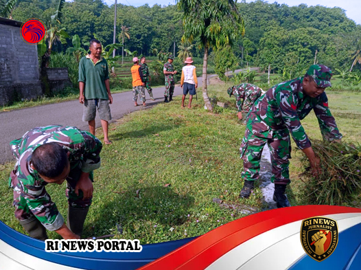 Kerja Bakti Bersama Cegah Risiko Banjir dan Rawan Kecelakaan Jelang Musim Hujan