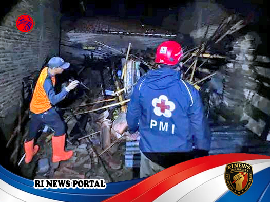 Rumah Lansia Roboh Akibat Cuaca Ekstrem di Kabupaten Tegal