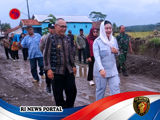 Bupati Brebes Percepat Normalisasi Sungai Keruh dengan Tambah Alat Berat